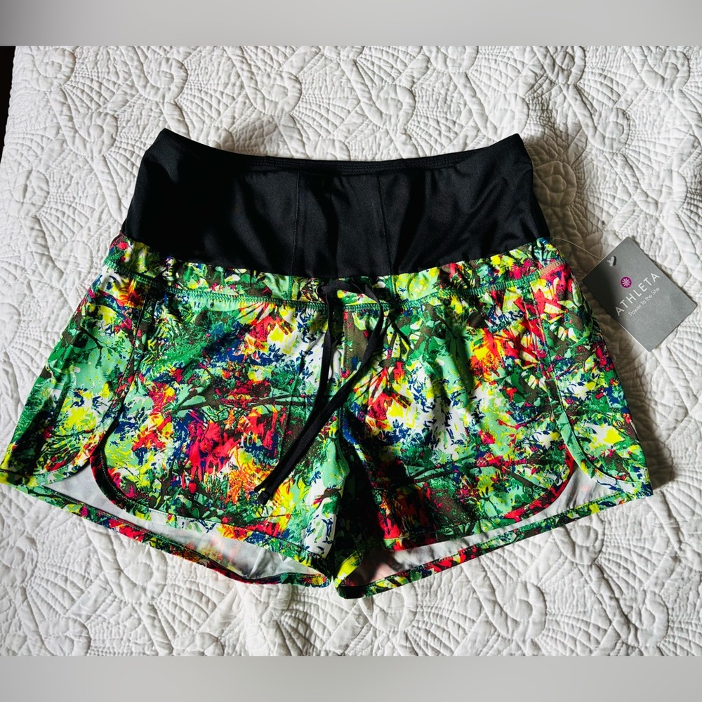 Athleta New top form shorts in tropical